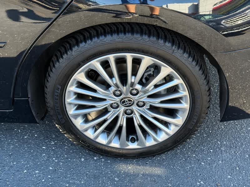 2020 Toyota Avalon Limited - Photo 6