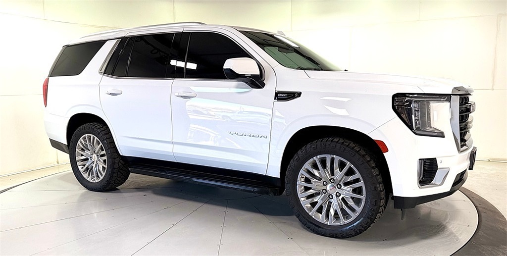 2023 GMC Yukon SLE's photo