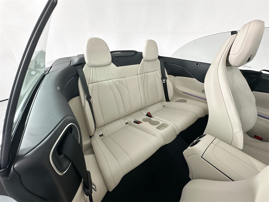2026 Mercedes Benz CLE 300 4MATIC Cabriolet photo 27