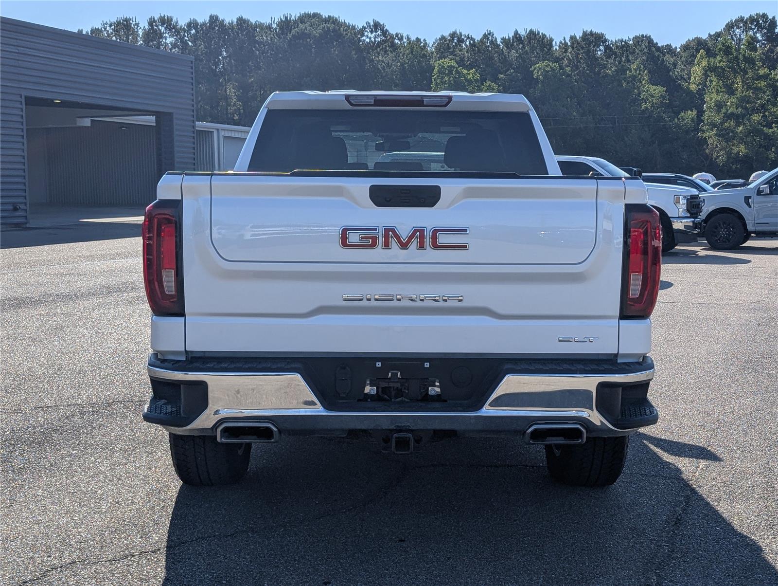 2024 Gmc Sierra 1500 SLT photo 4