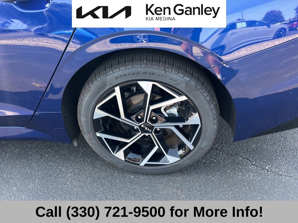2025 Kia K5 EX photo 22