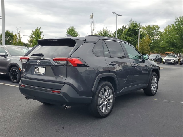 2023 Toyota RAV4 XLE Premium photo 2