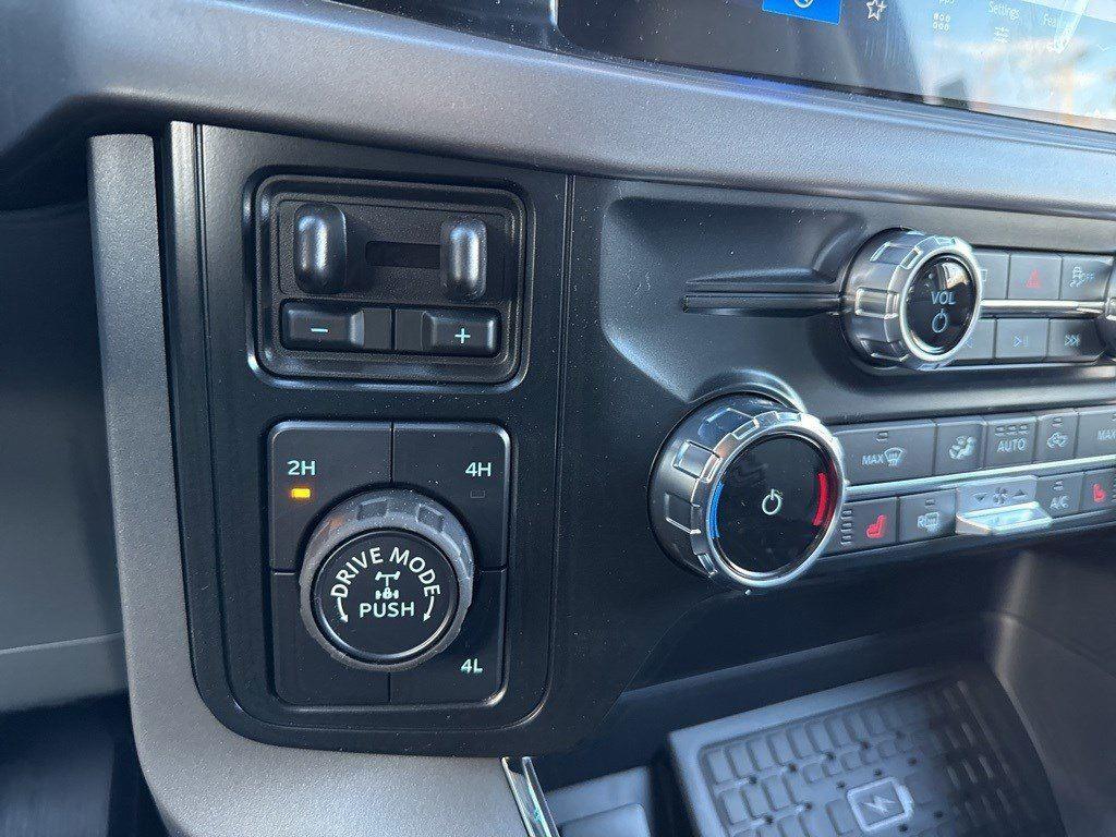 2025 Ford F-150 XLT photo 34