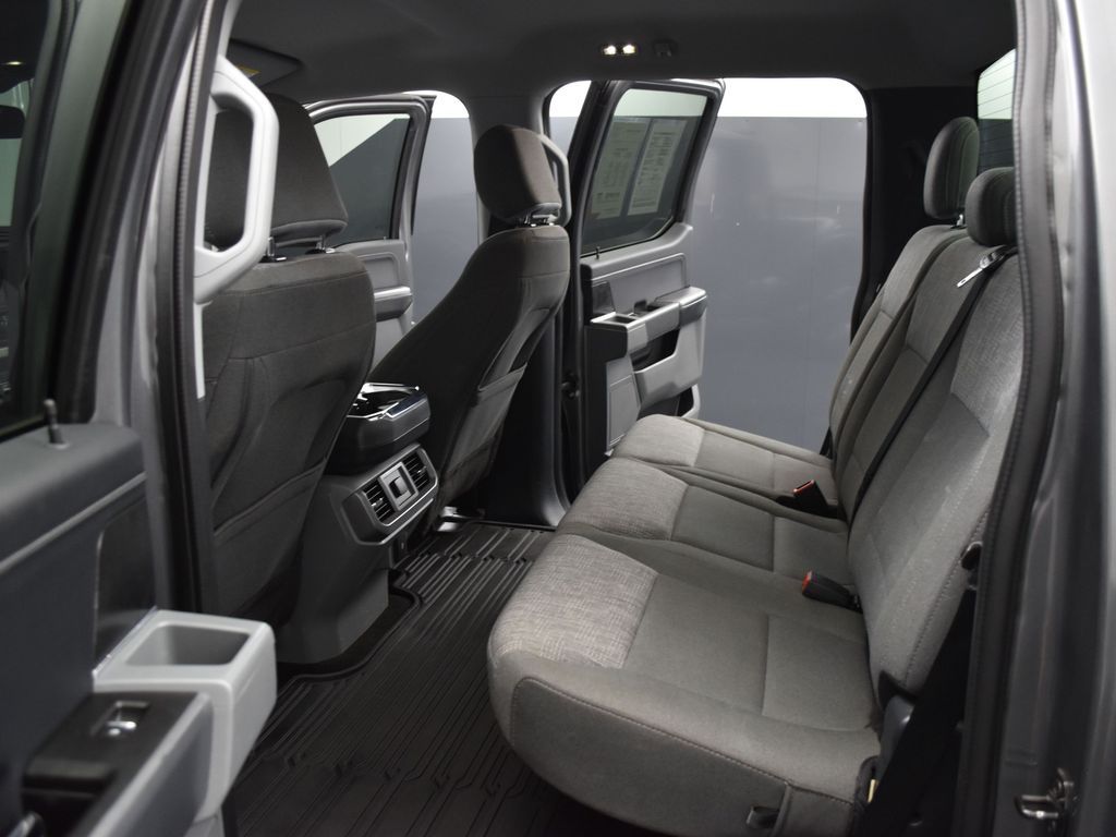 2021 Ford F-150 XLT photo 20