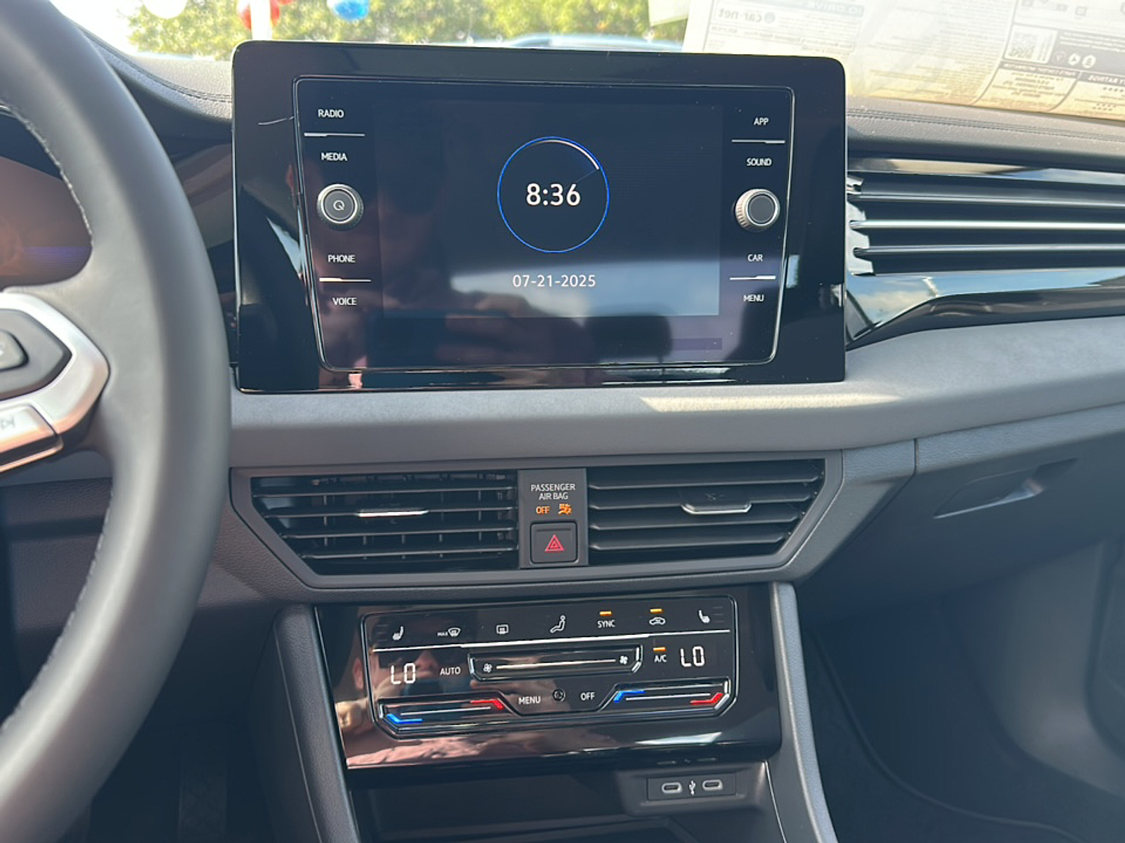 2025 Volkswagen Jetta 1.5T SE photo 11