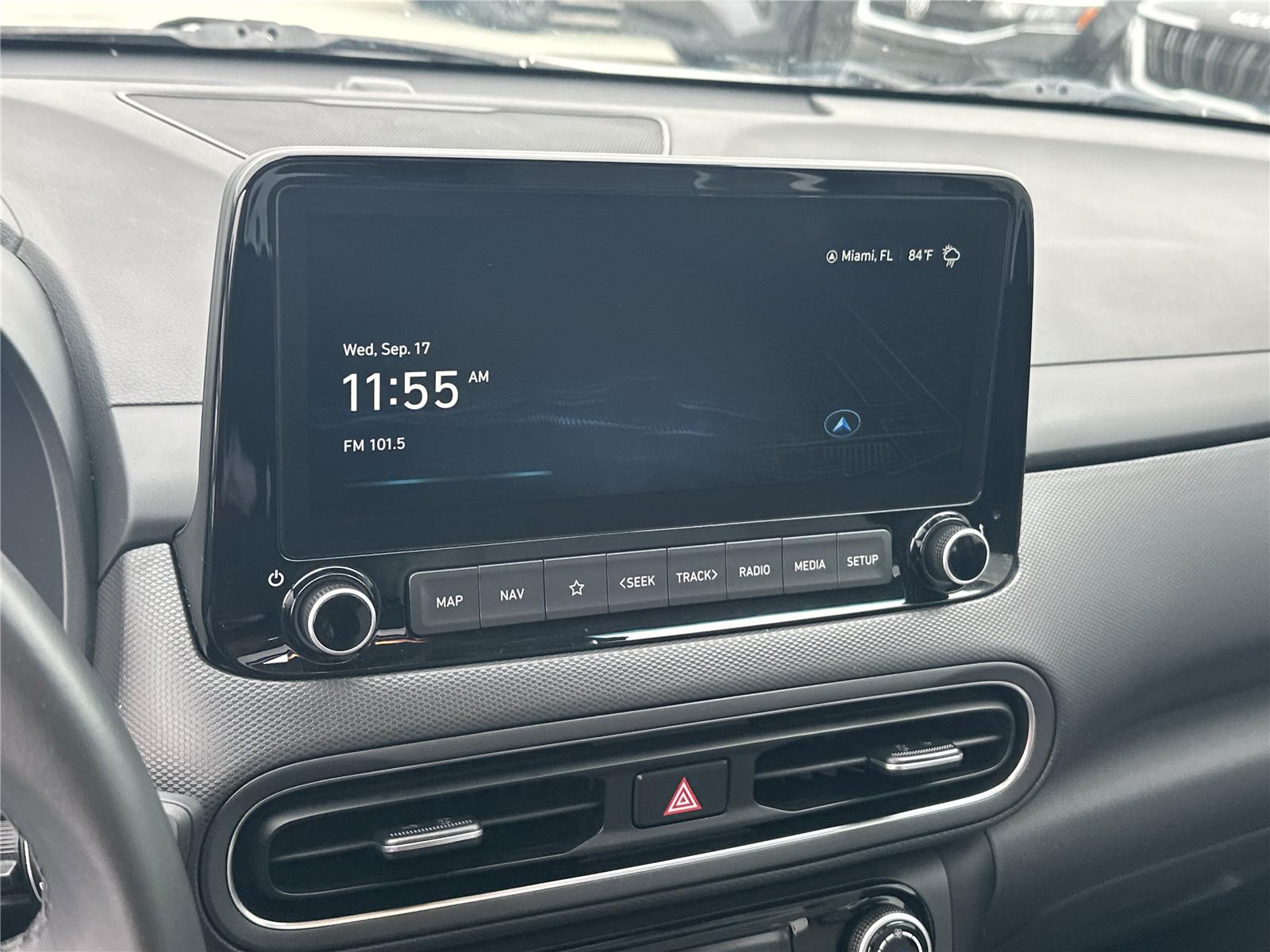 2023 Hyundai Kona Limited photo 16