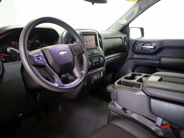 2022 Chevrolet Silverado 1500 Custom photo 3