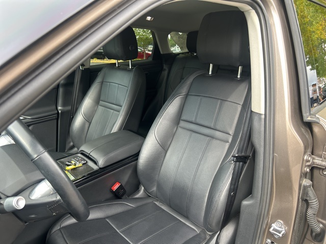 2020 Land Rover Range Rover Evoque S photo 13