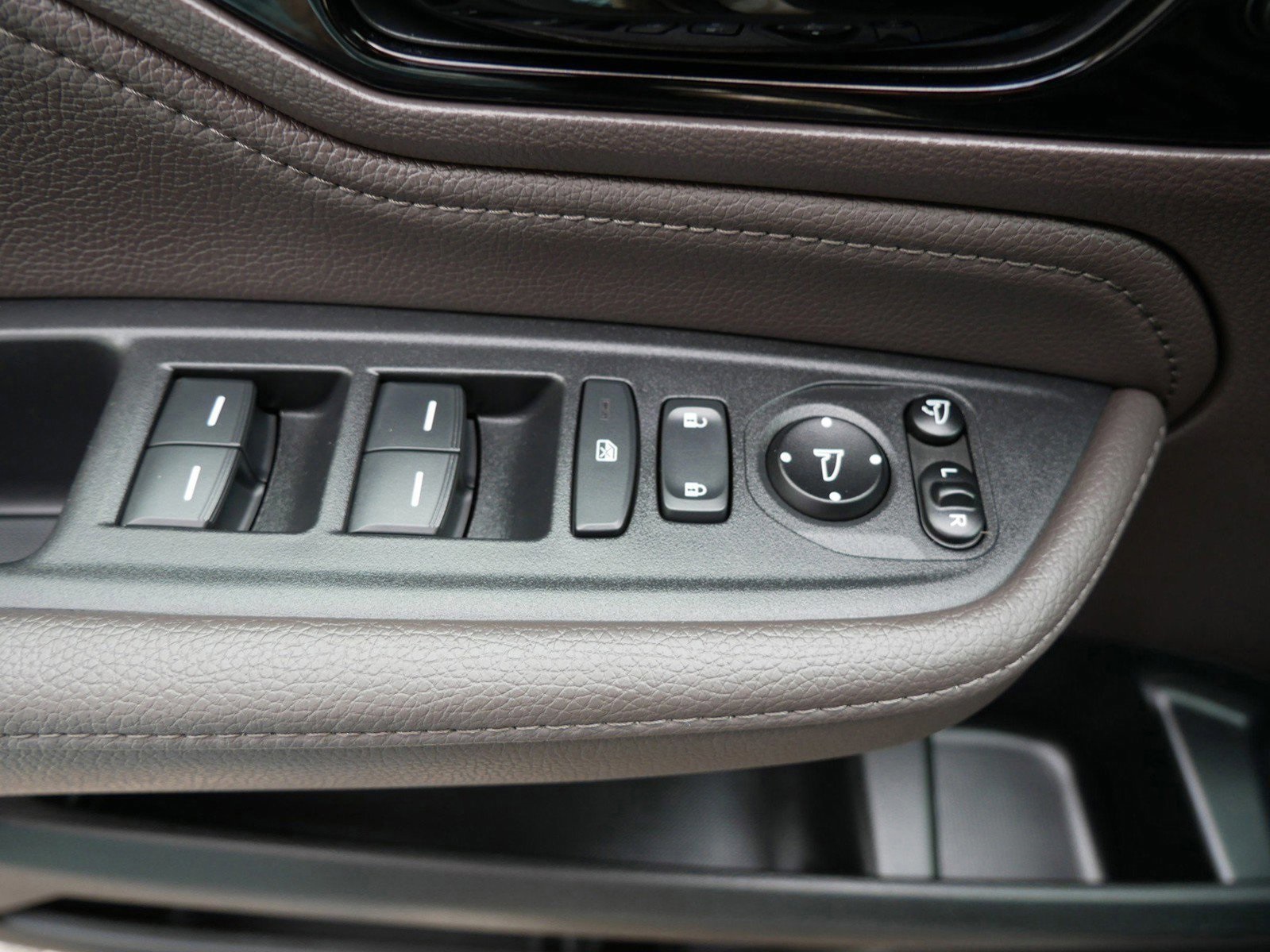 2020 Honda Odyssey Elite photo 16