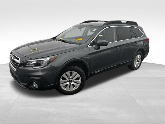 2019 Subaru Outback Premium's photo