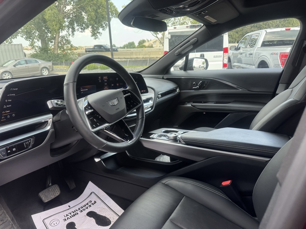 2024 Cadillac Lyriq Sport photo 7
