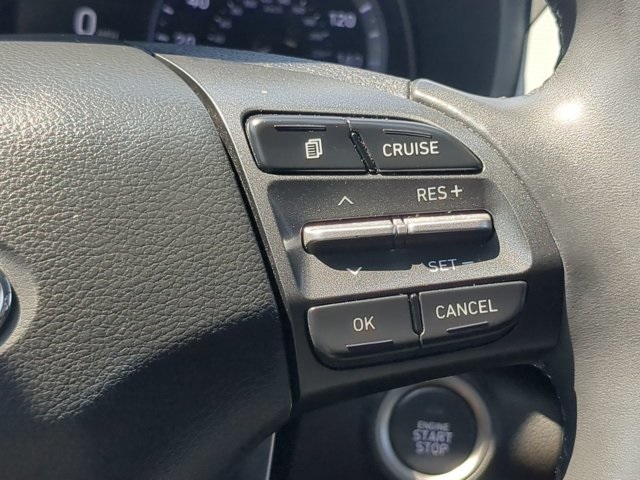 2020 Hyundai Kona SEL Plus photo 25
