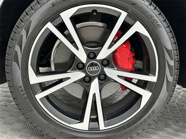 2025 Audi Q5 45 S line Premium Plus photo 2