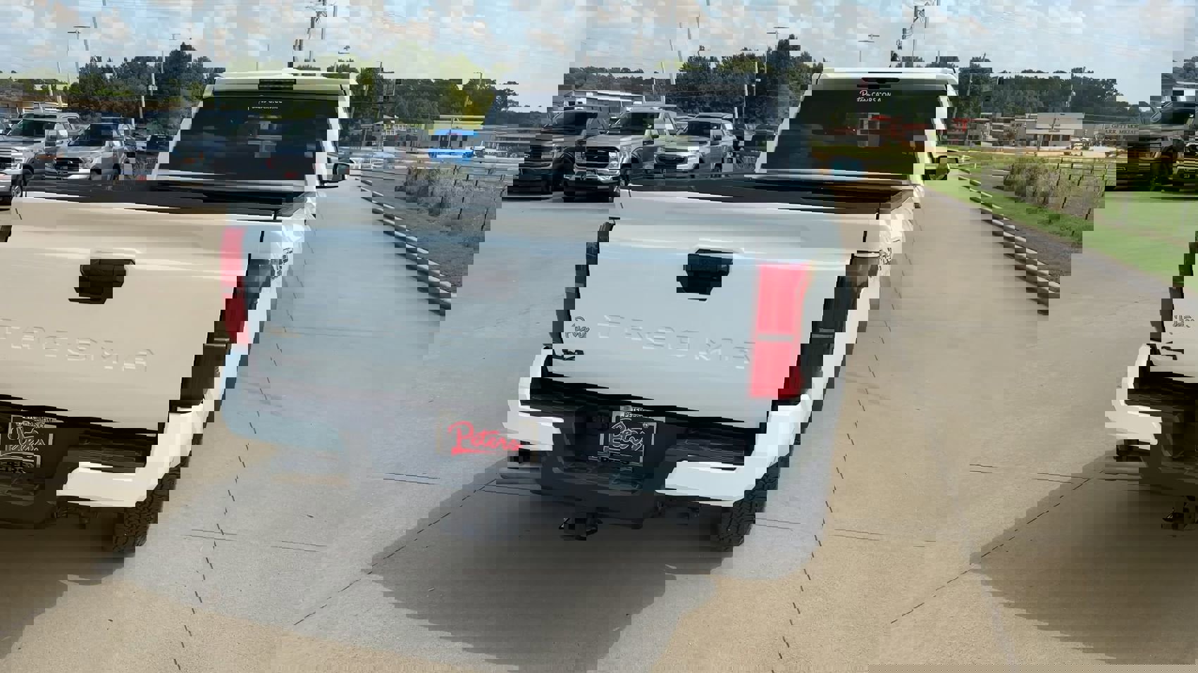 2024 Toyota Tacoma TRD Off-Road 4x4 photo 8