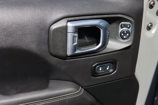 2021 Jeep Wrangler Unlimited Sahara photo 18