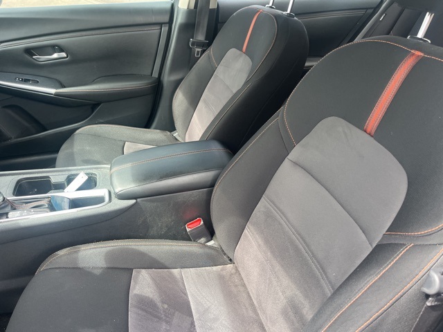 2023 Nissan Sentra SR photo 8