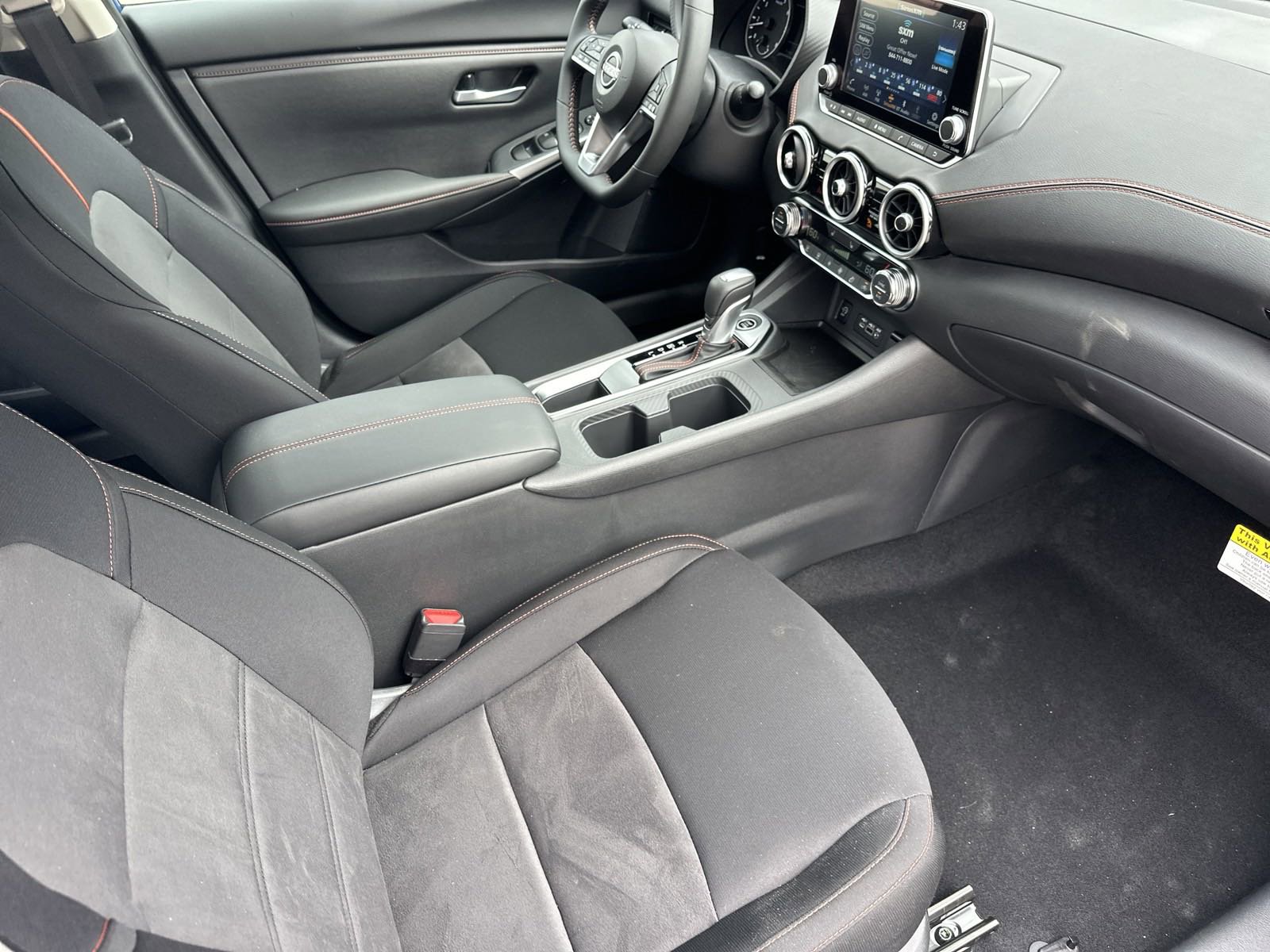 2025 Nissan Sentra SR photo 14