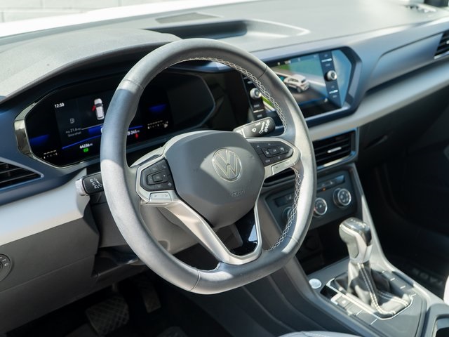 2022 Volkswagen Taos SE photo 4