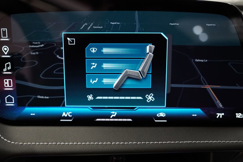 2026 Chevrolet Corvette Stingray 1LT photo 15