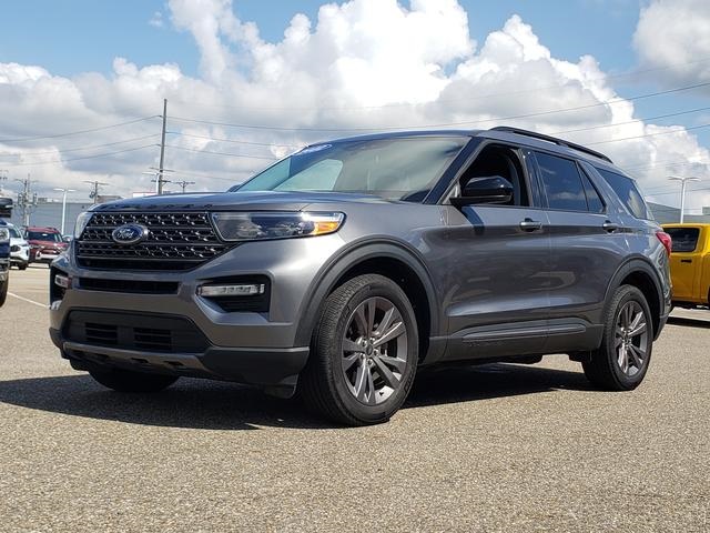 2022 Ford Explorer XLT photo 4