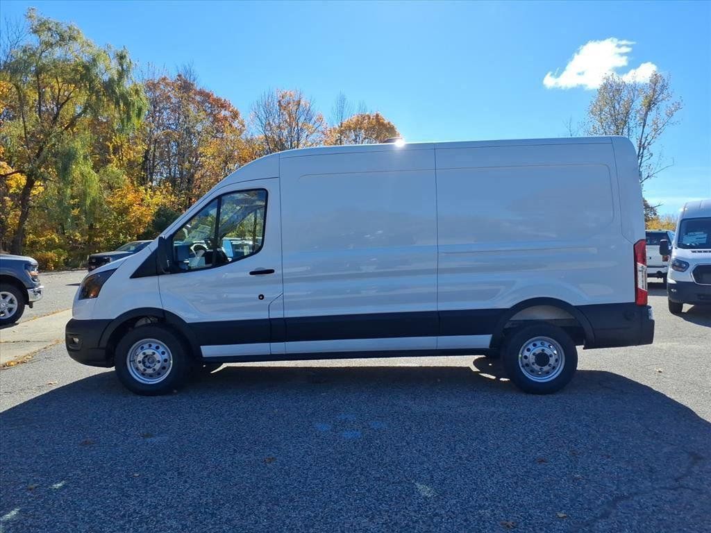 2026 Ford Transit Cargo Van photo 2