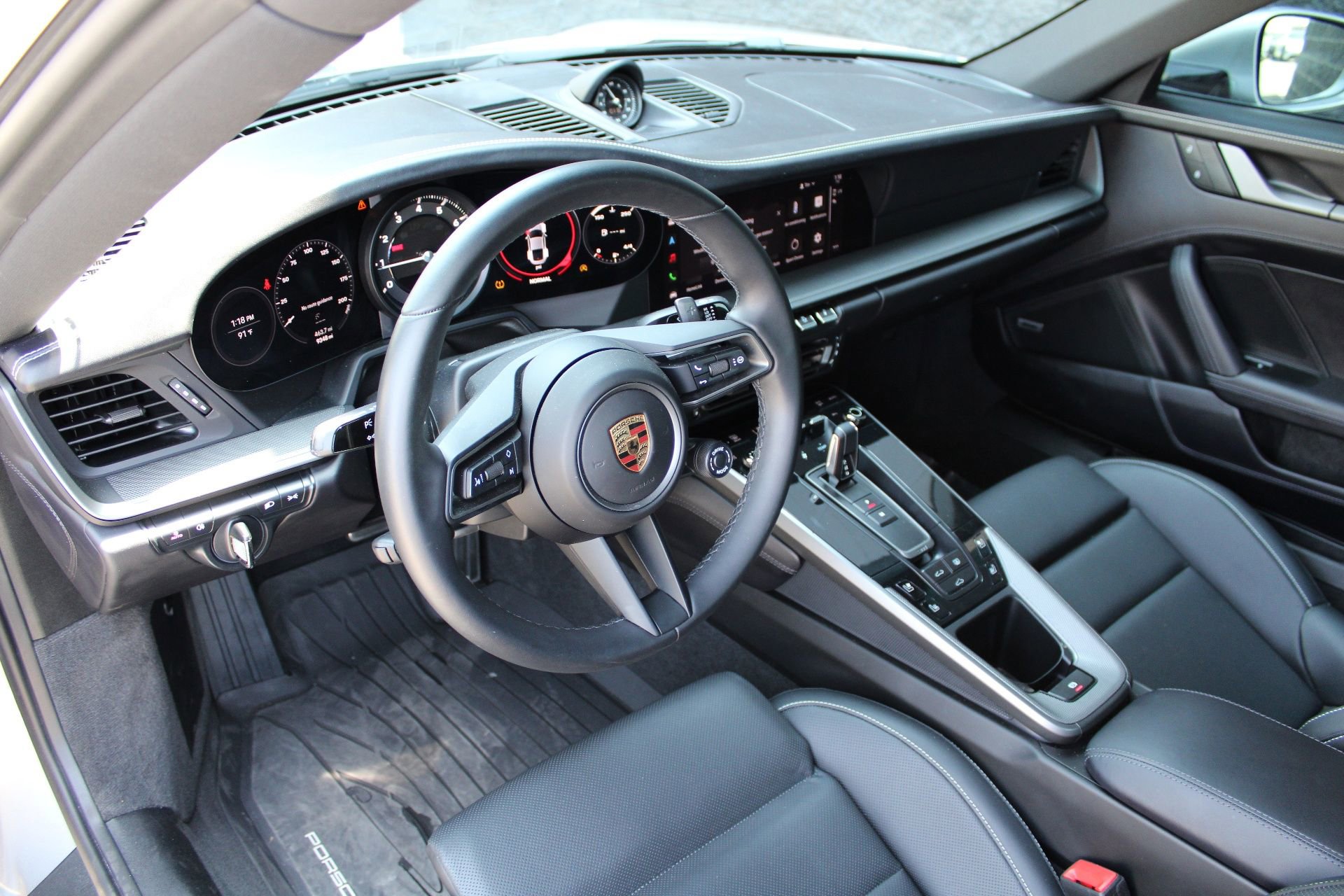2024 Porsche 911 4S photo 4