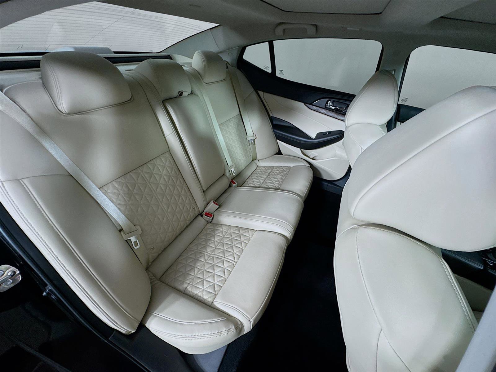 2018 Nissan Maxima Platinum photo 28