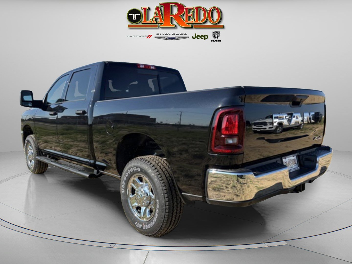 2026 Ram 2500 Tradesman photo 4