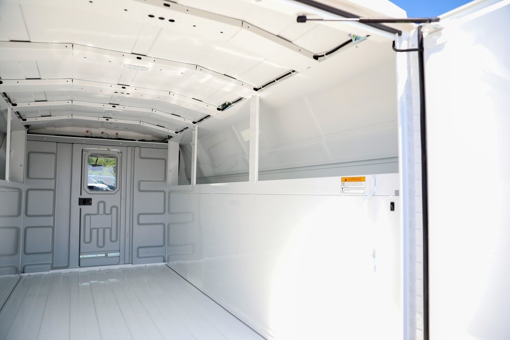 2025 Ford E-350 Base photo 19