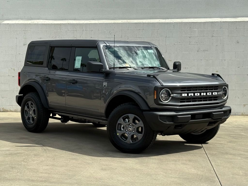 2025 Ford Bronco 4-Door Big Bend's photo