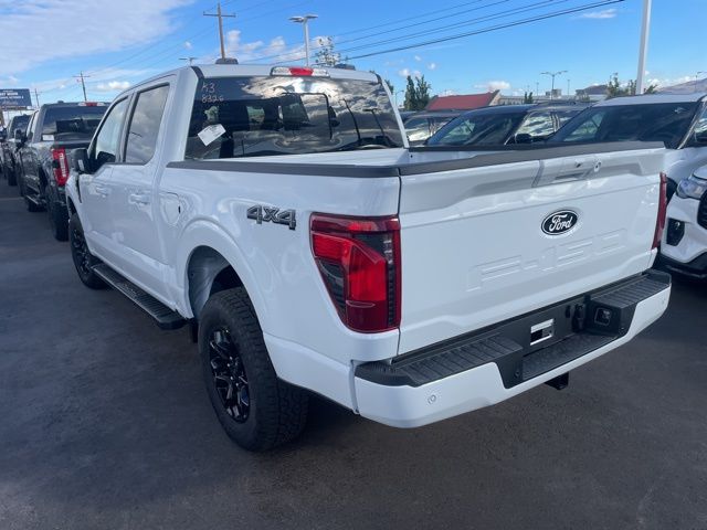 2025 Ford F-150 XLT photo 3