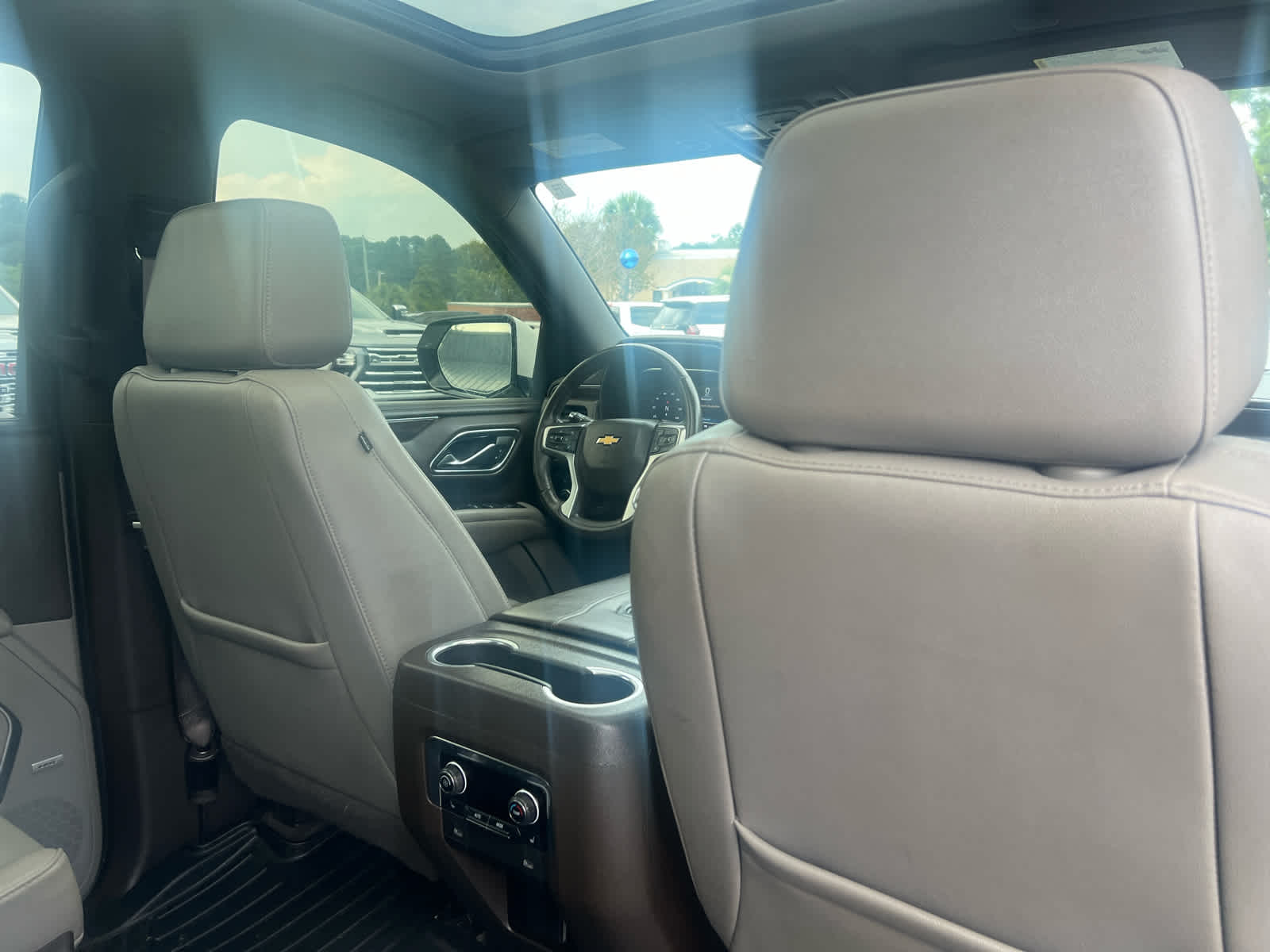 2022 Chevrolet Tahoe LT photo 23