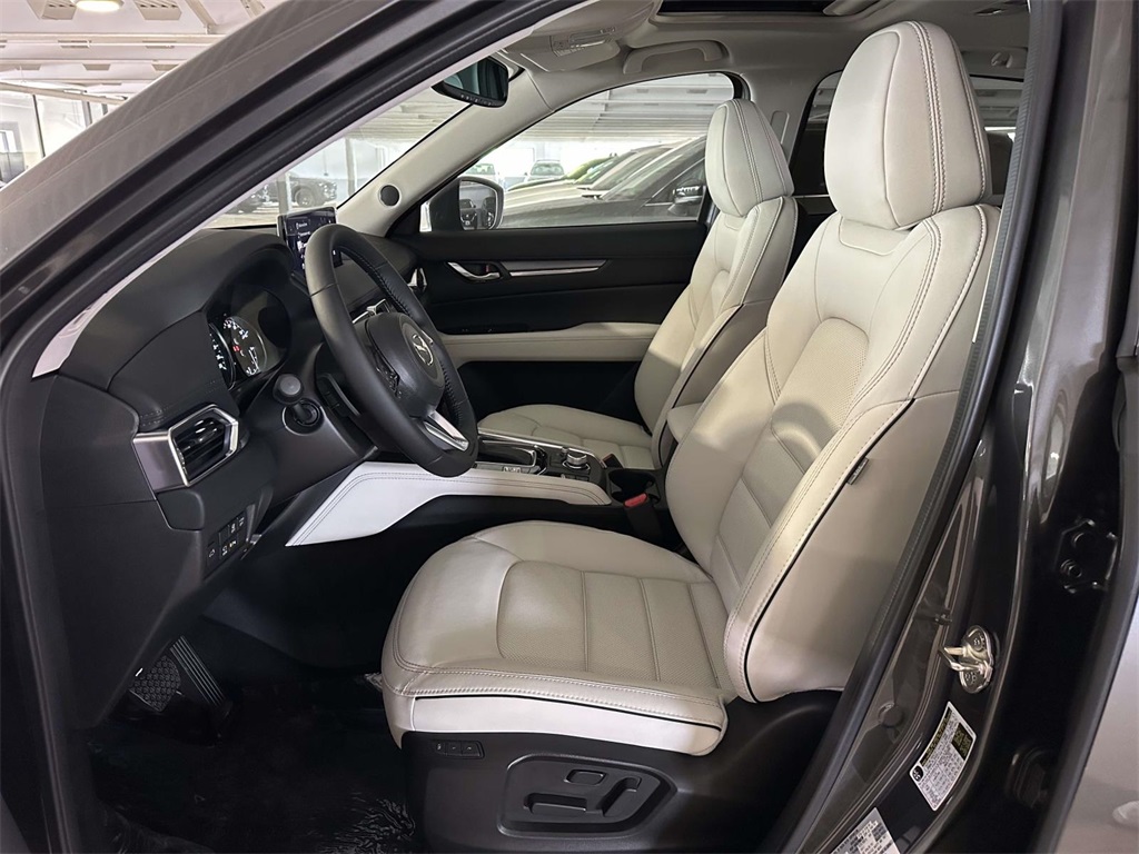 2025 Mazda CX-5 2.5 Premium Plus photo 14