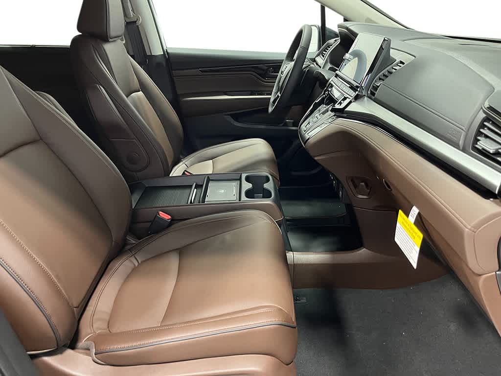 2026 Honda Odyssey Touring photo 27