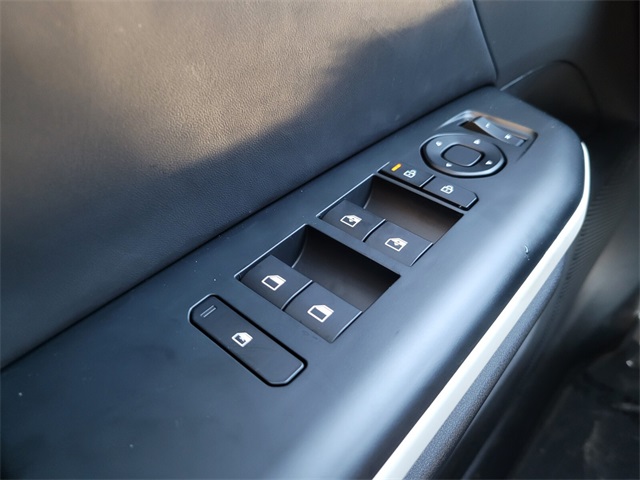 2025 Kia K4 GT-Line Turbo photo 12