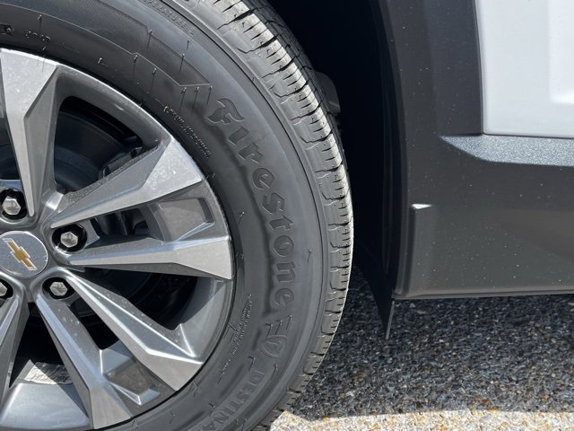2026 Chevrolet Equinox LT photo 9