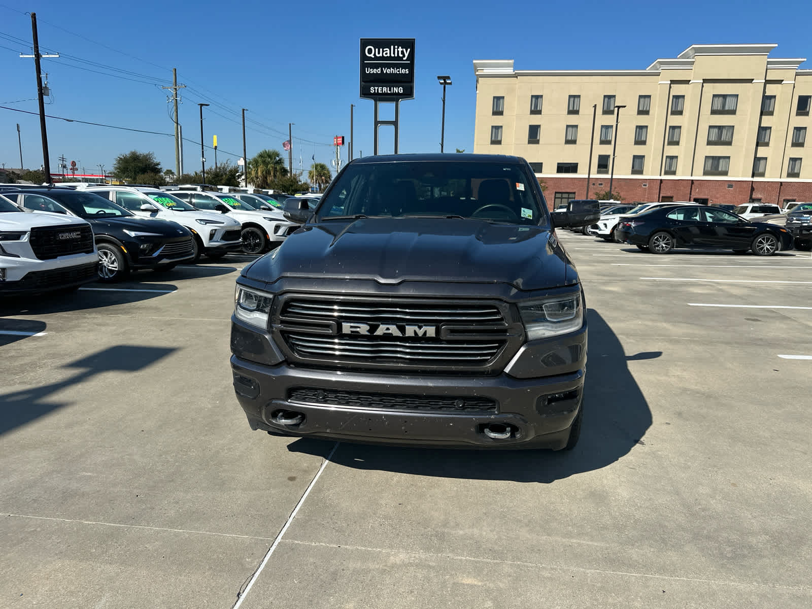 2024 Ram 1500 Laramie photo 7