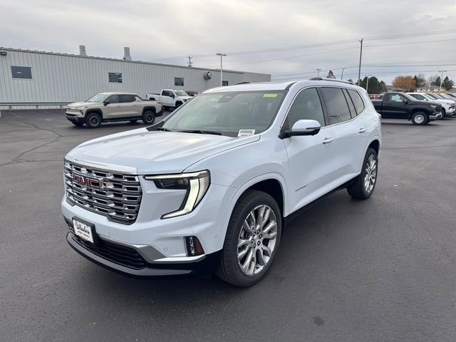 2026 GMC Acadia Denali's photo