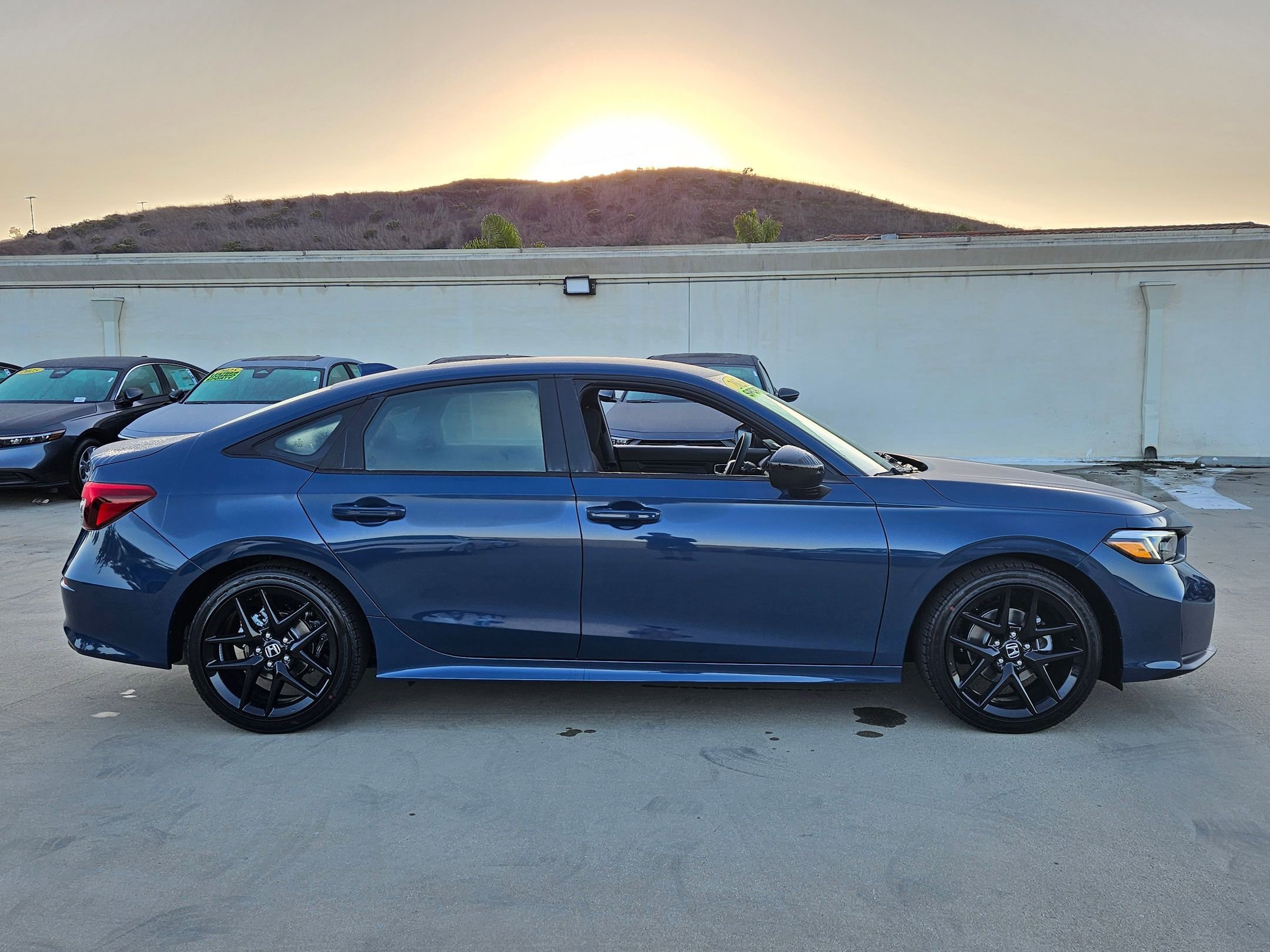 2026 Honda Civic Sport photo 4