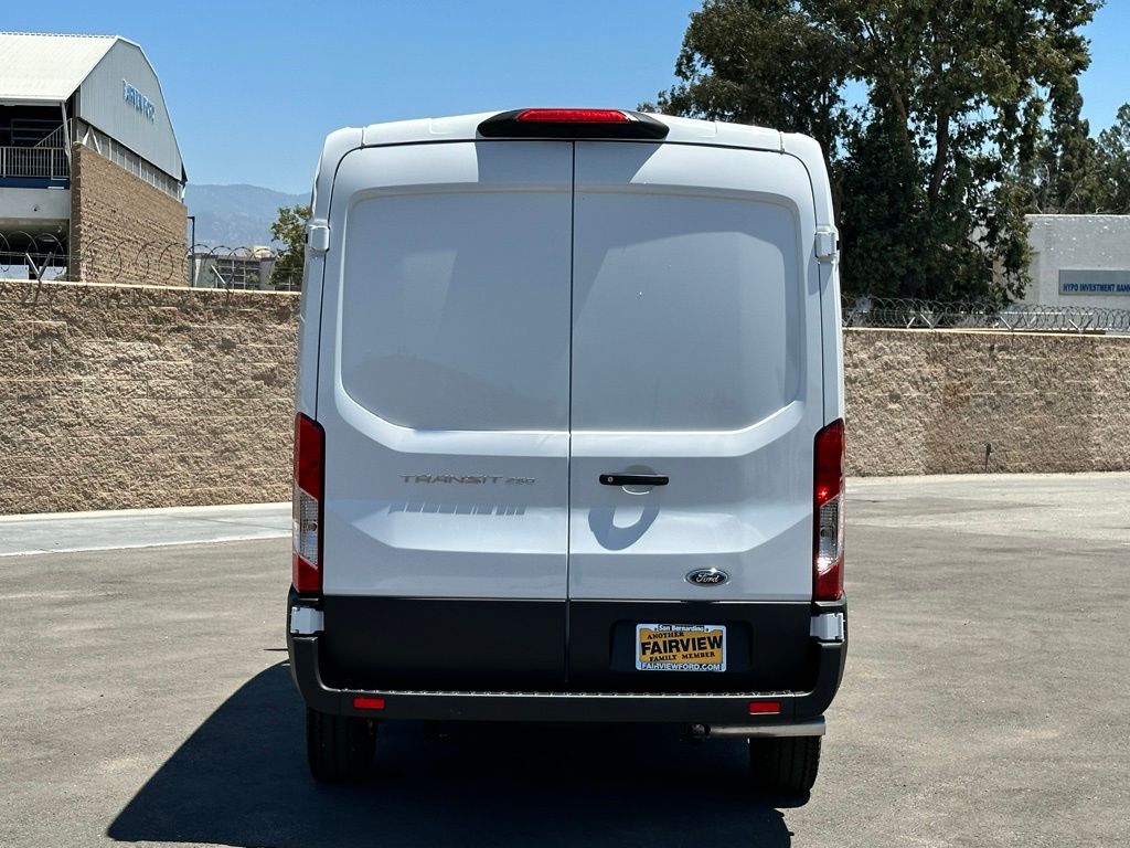 2025 Ford Transit 250
