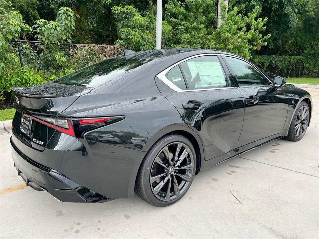 2025 Lexus IS 350 F SPORT photo 5
