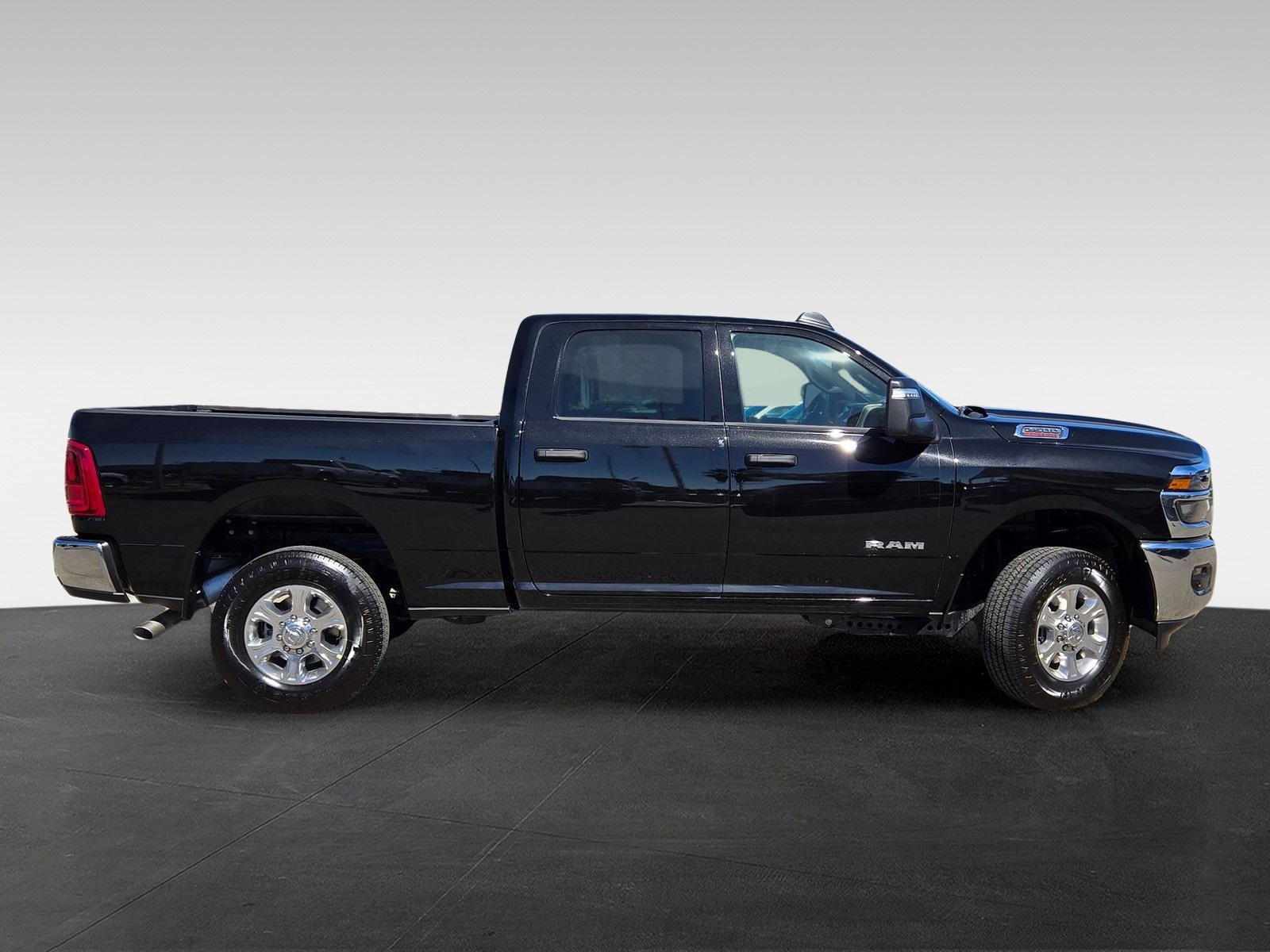2025 Ram 2500 Big Horn photo 3