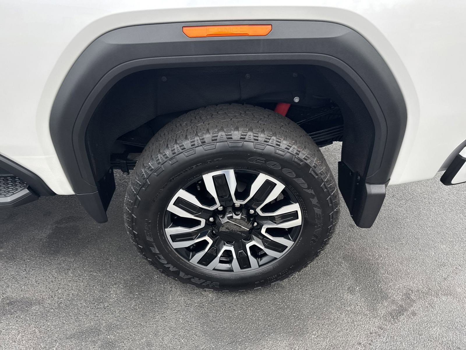 2024 Gmc Sierra HD Denali Ultimate photo 12