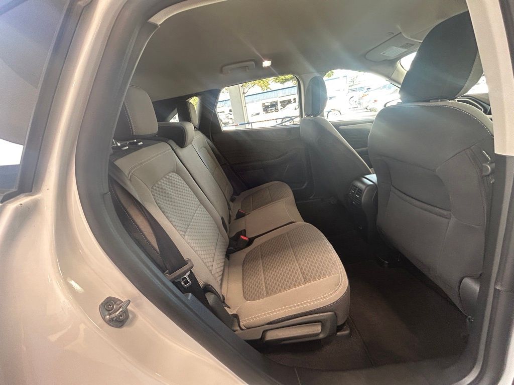 2022 Ford Escape SE Hybrid photo 28