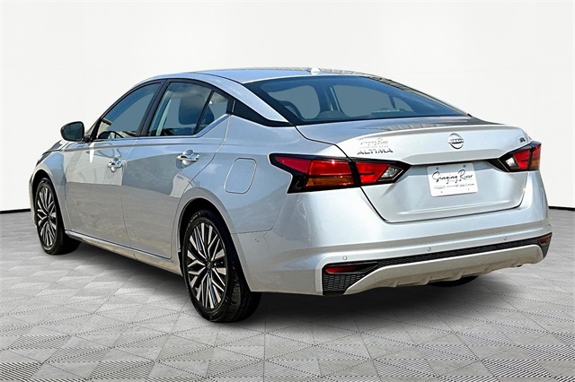 2024 Nissan Altima 2.5 SV photo 4