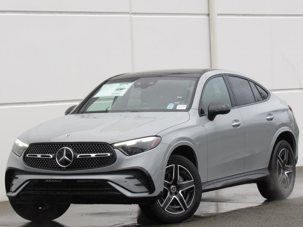 2026 Mercedes-Benz GLC Coupe GLC 300's photo