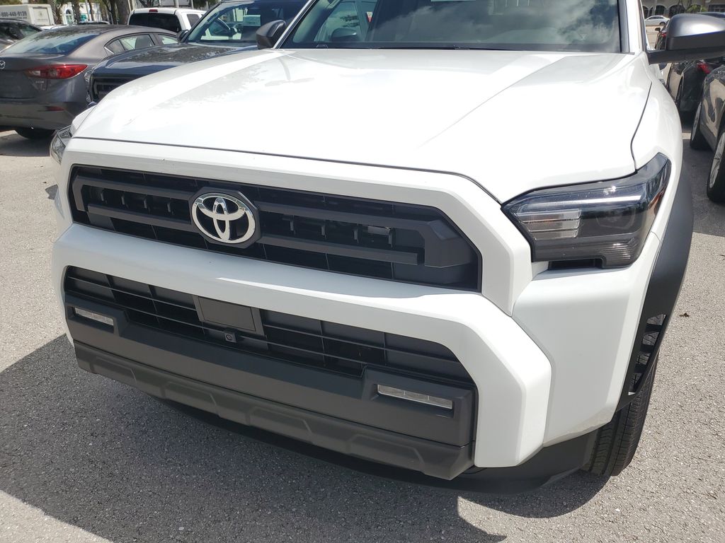 2025 Toyota 4Runner SR5 photo 10