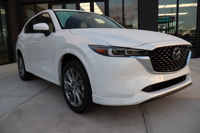 2025 Mazda CX-5 S Premium Plus package's photo