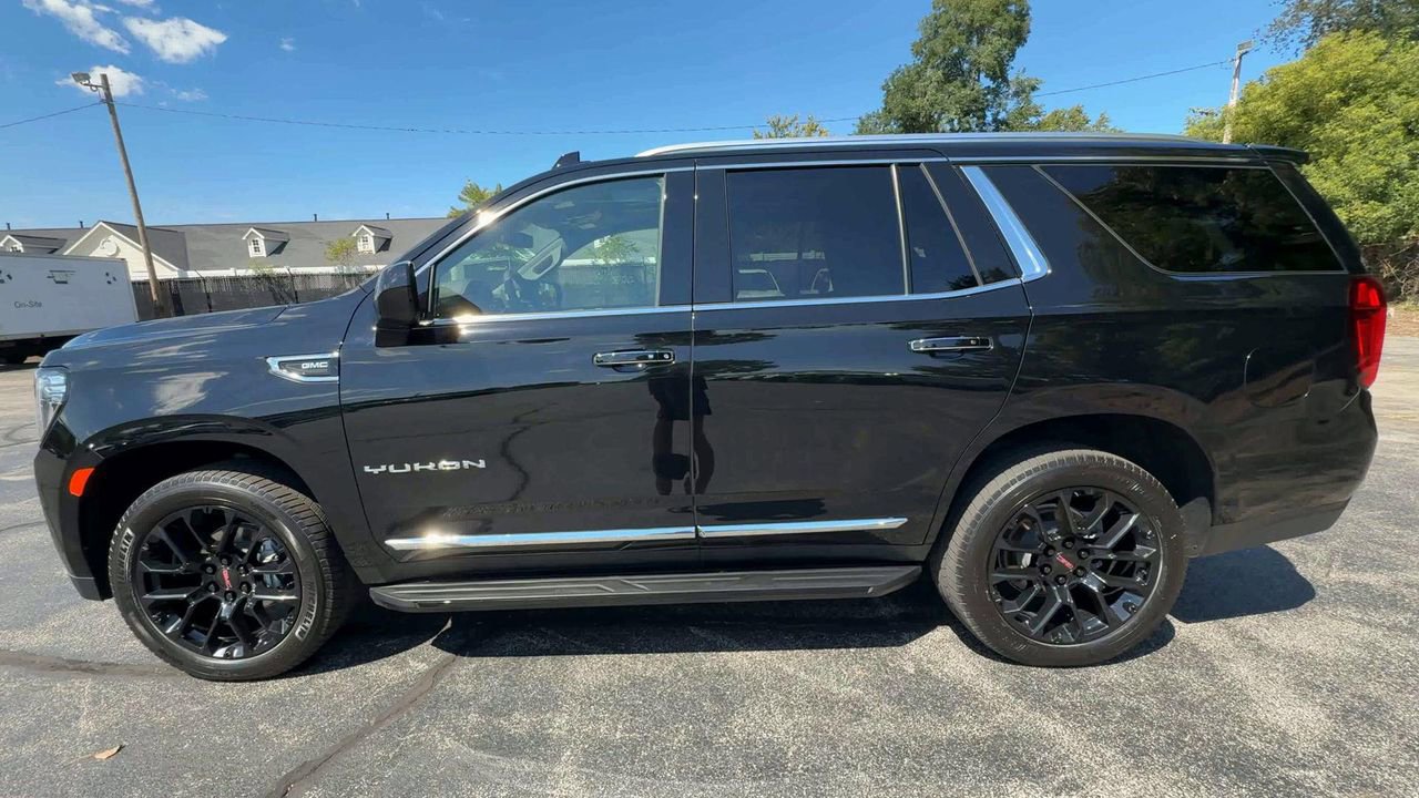 2023 Gmc Yukon SLT photo 5