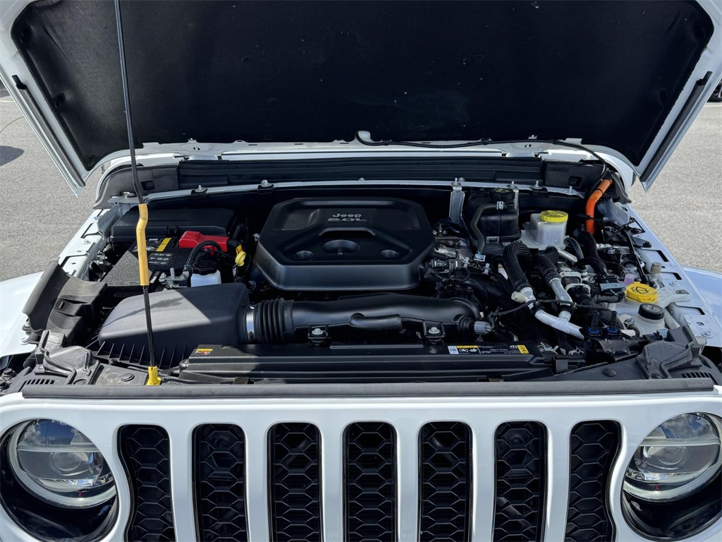 2022 Jeep Wrangler Unlimited Sahara High Altitude 4xe photo 23